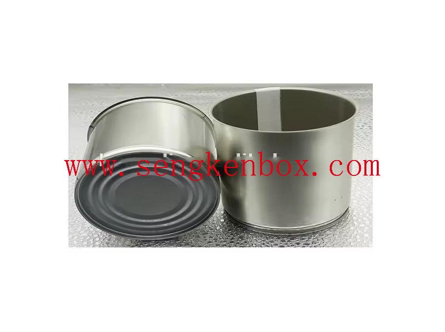 Tin cans for cookies