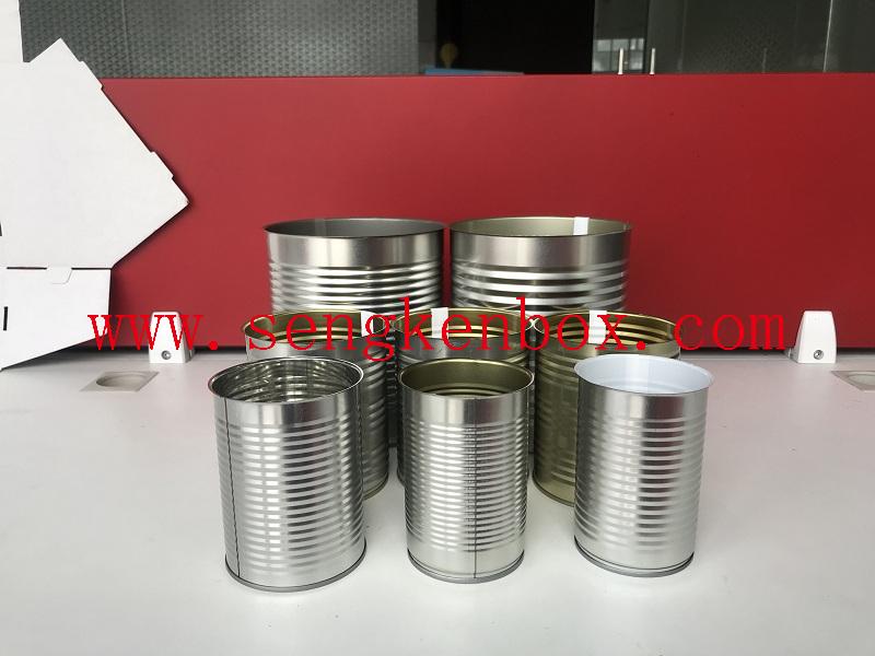 Empty metal tin can