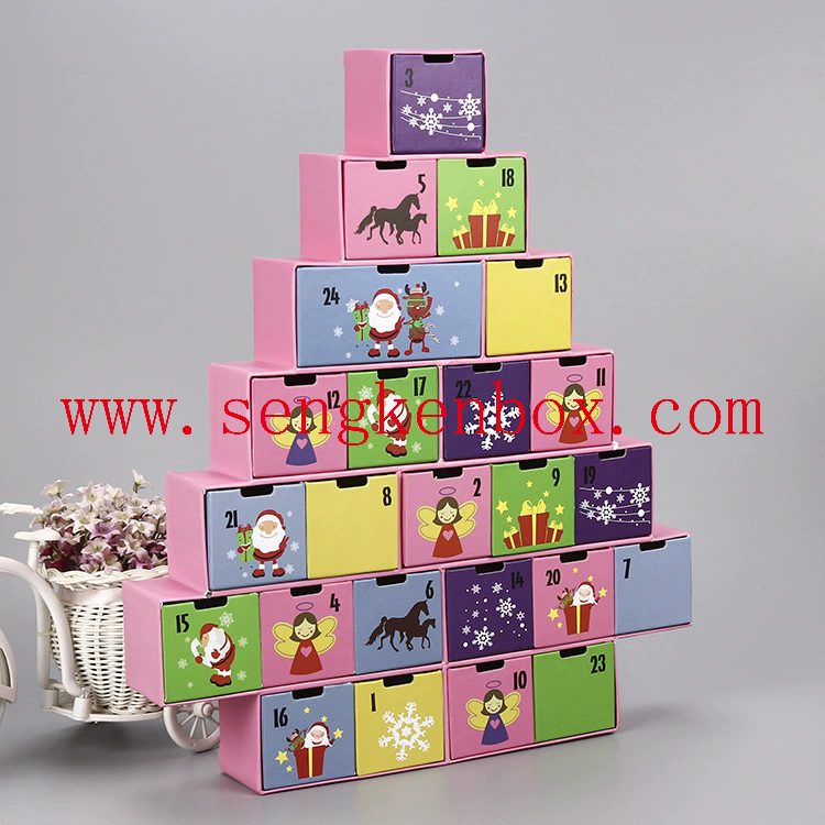 Tree-Shaped Gift Box