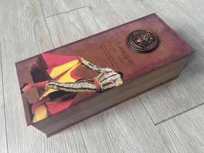 OEM and ODM exquisite book-shaped wine box with eva protective packing insert For Sale