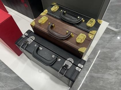 OEM and ODM Custom Leather Jewelry Box Hair Dryer Leather Box Leather Box For Sale